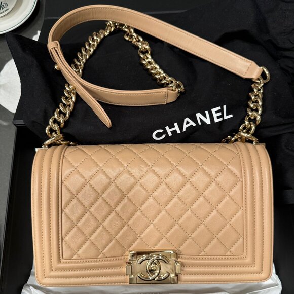 Chanel Boy Flap Bag Quilted Lambskin Medium - Picture 1 of 8